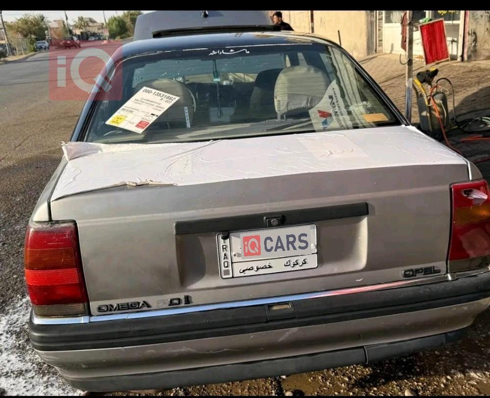 اوبل أوميغا